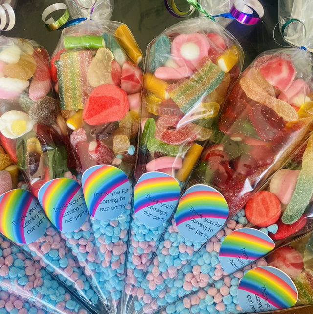 Sweet cones rainbow 🌈 