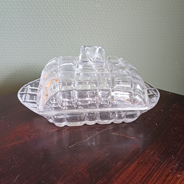 Made in Holland | Botervloot Retroglas met grepen Langwerpig bewerkt draadmotief (afmetingen 17,5 cm x 11,0 cm x 8,0 cm) | Vintage