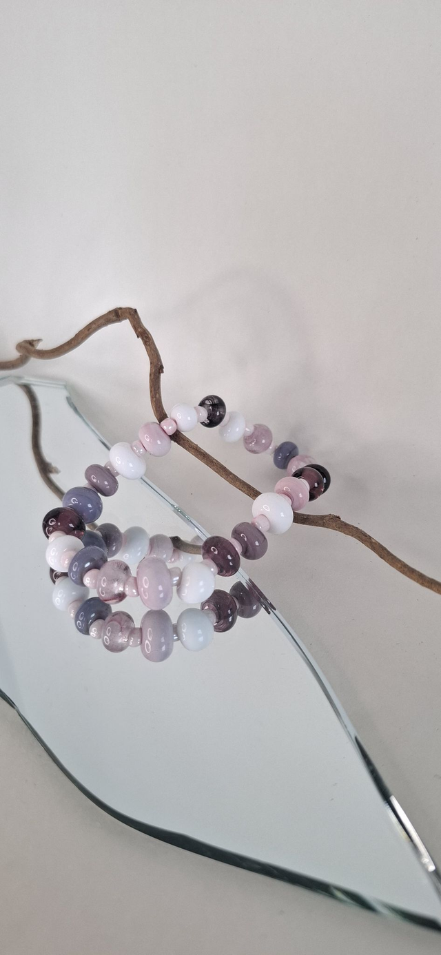 Rannekoru lasihelmillä