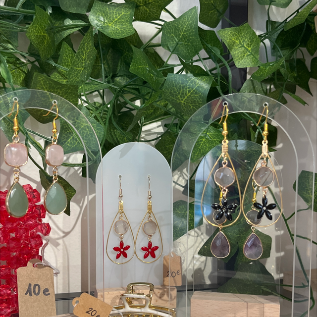 Boucles d’oreilles pierre création 