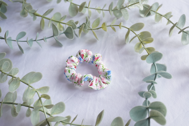 Pastel Floral Mini Scrunchie 