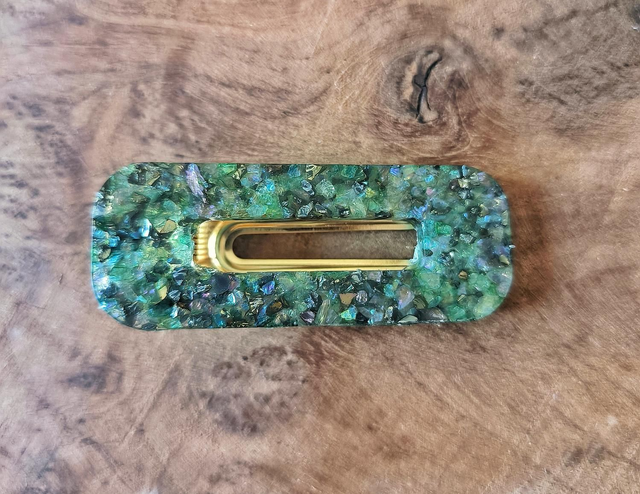 Barrettes •  A G U A