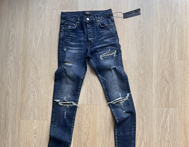 Amiri Jeans size 32 NEW