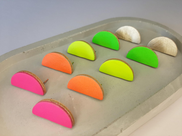 SALE! Semi-circular studs - Pink