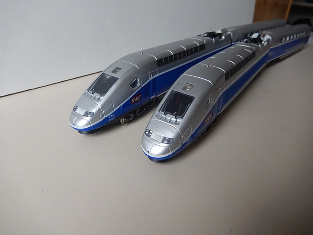 TGV Duplex 235 Mehano H0