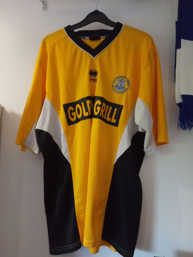 Clevedon Town Vintage Yellow &amp; Black Away Shirts (original kit)