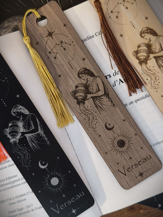 Marque-page Verseau en bois noir