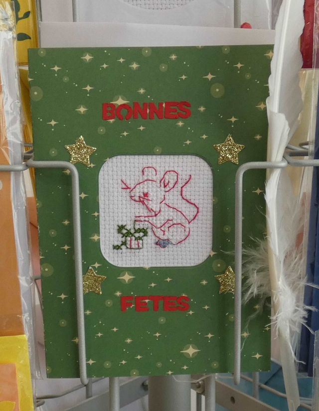 La jolie souris brodée de Noël