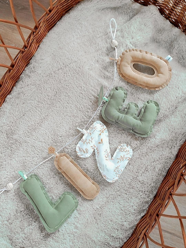 Guirlande prénom modèle LIZEO