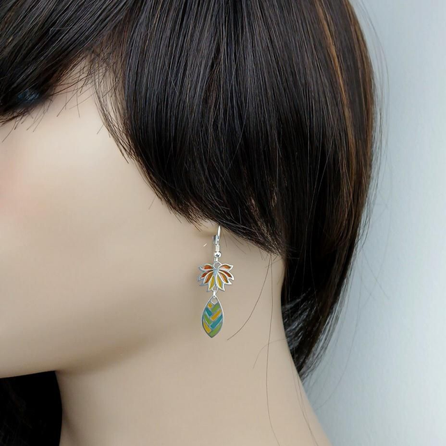 "Ananas", Boucles d'oreilles en émail Plique à Jour façon vitrail