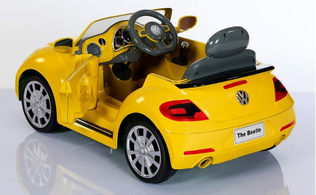 GIOCHI GARDEN , AUTO MAGGIOLINO ELETTRICA 12 V GIALLO