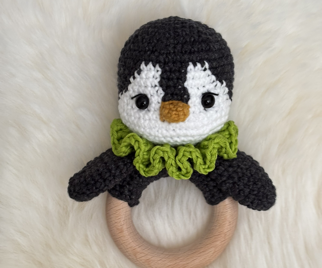 Hochet + Attache tétine Pingouin