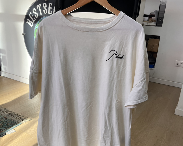 Rhude t-shirt size XL per-owned