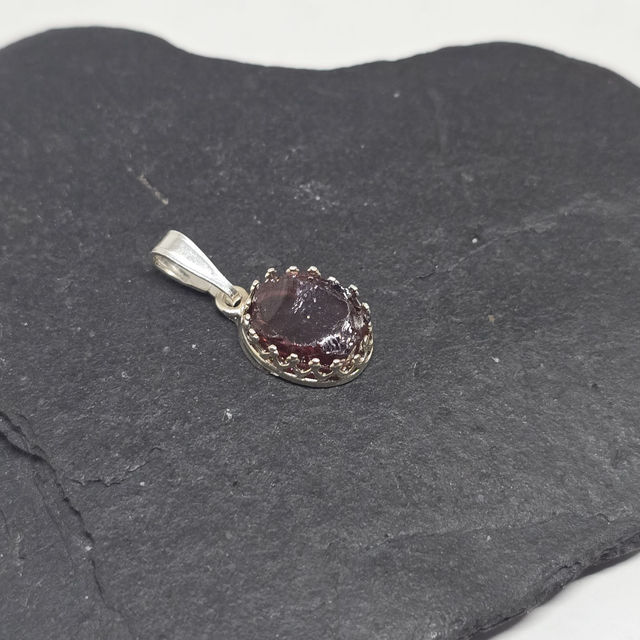 925 Sale: Sterling Silver Garnet Pendant