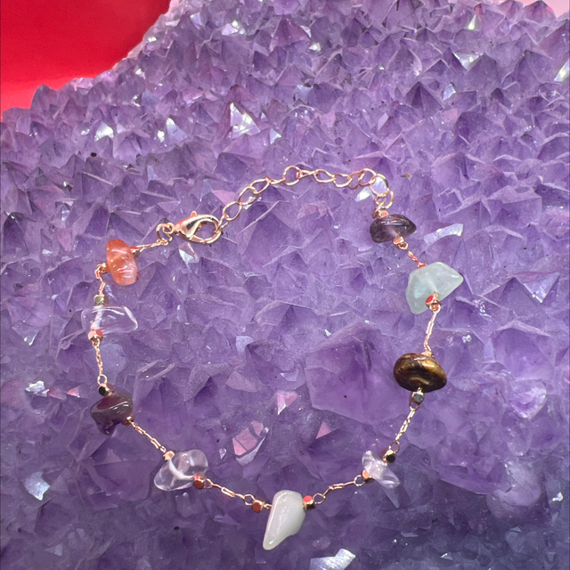 Bracelet en pierres naturelles – Élégance et Énergie