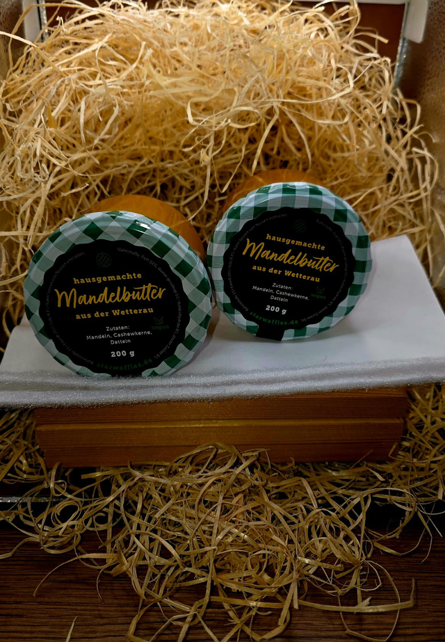 handgemachte Mandelbutter