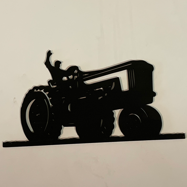 Pépé en tracteur !