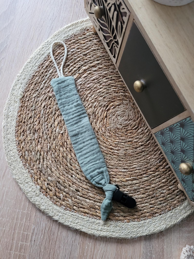 Attache tétine Vert sauge
