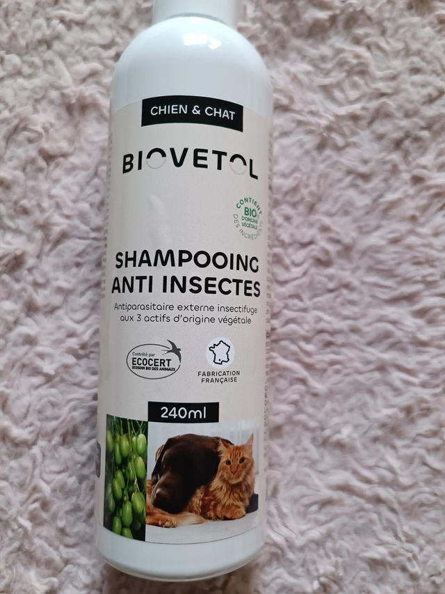 Shampooing antiparasitaire biovetol