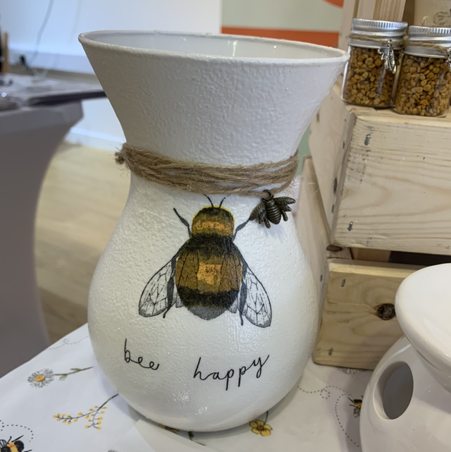 Medium bee vase 