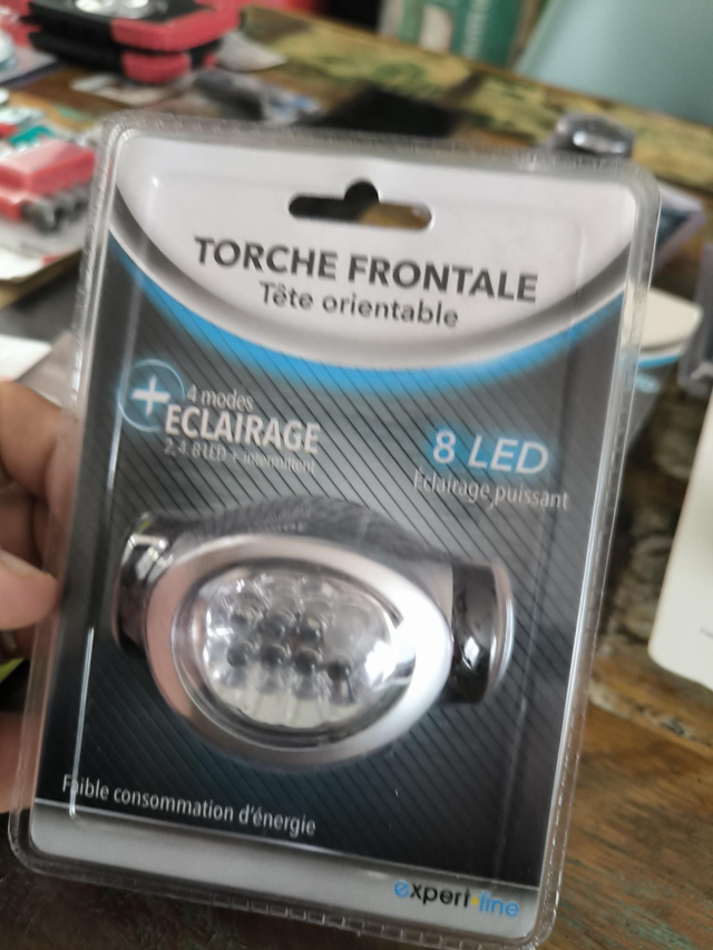 TORCHE FRONTALE TÊTE ORIENTABLE 8 LED
