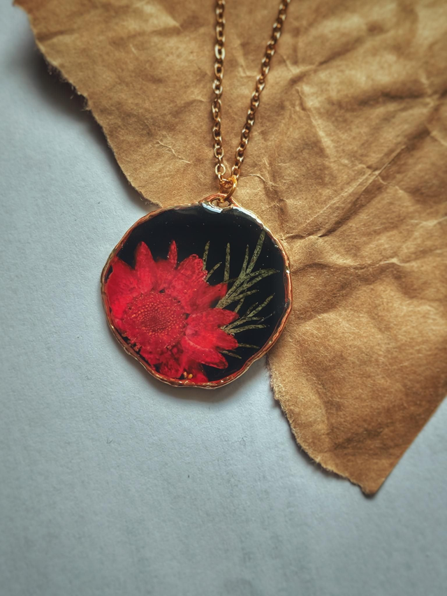 Preserved Floral Necklace 