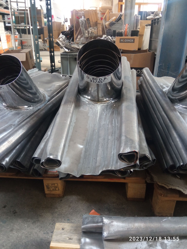 Solin plomb pour pente 31 à 45° INOX D80int - 2DIVS3PR125 