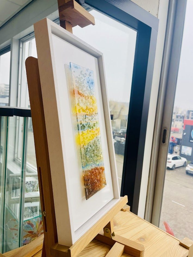 Strandkunst Glaspaneel 12x30 - op wit aluminium 20x40 - in wit houten baklijst 23x34 - Glasschildering met reliëf (1)