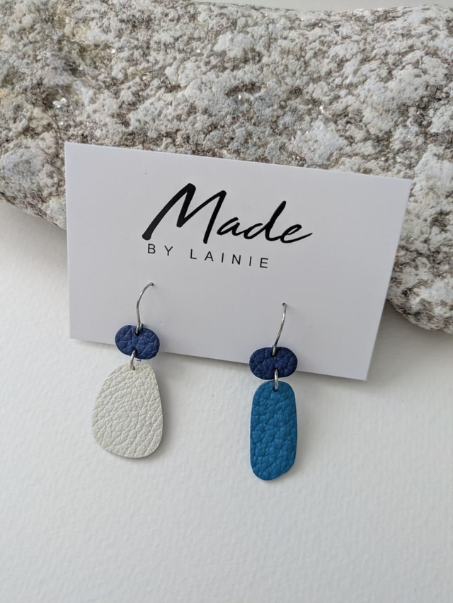 Mismatched Pebble Drop Earrings(1)
