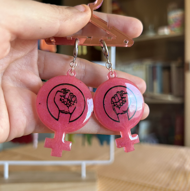 Pendientes Feminismo 