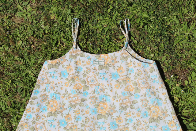 Robe à fleurs oranges et bleues - Taille 2