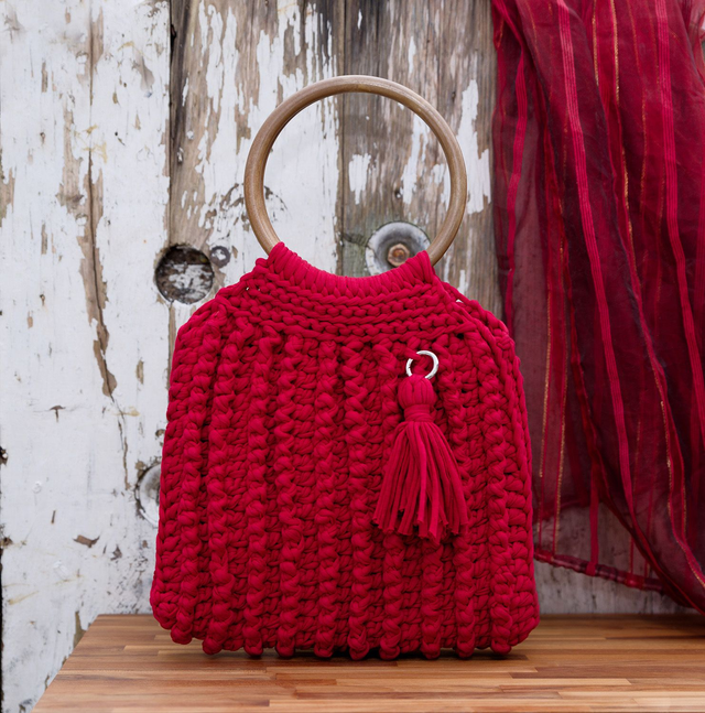 Sac à main à anses circulaires, au crochet, réalisation artisanale créateur (handmade)