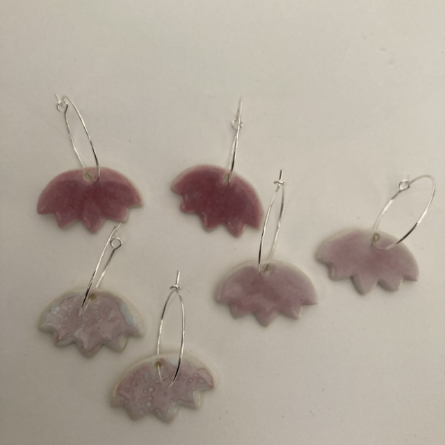 Boucles d’oreilles « octobre rose »