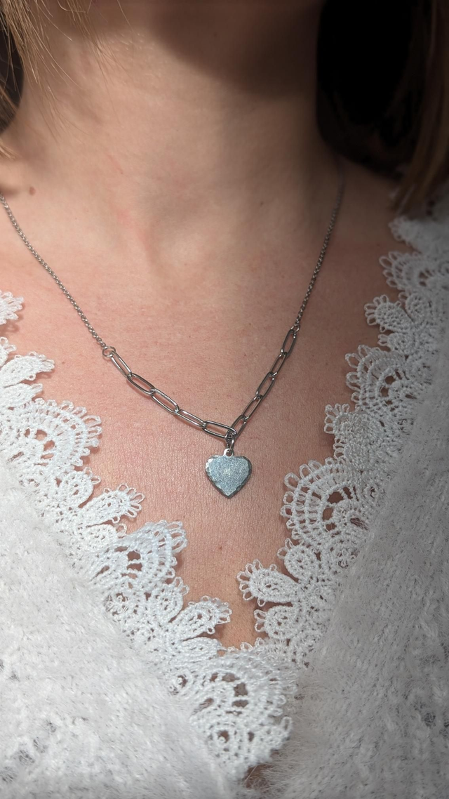 Collier coeur gravé 