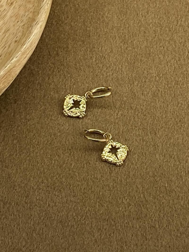 Petites boucles d'oreilles en acier inoxydable 