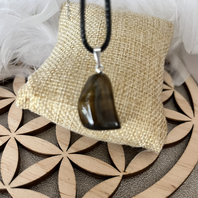 Pendentif œil de tigre