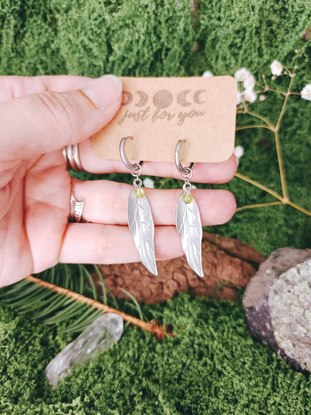 BOUCLES - LEAVES ME ALONE 