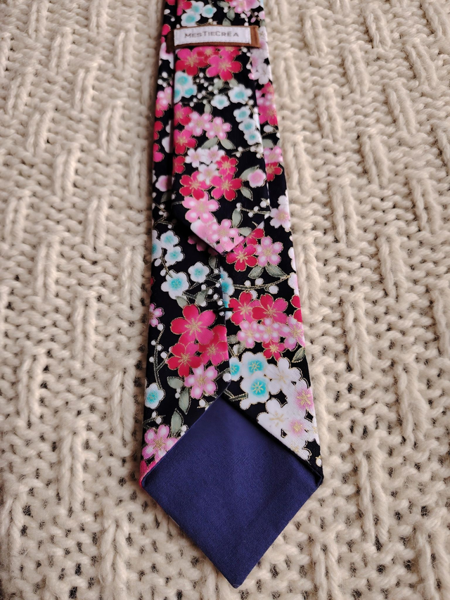 Cravate bout inversé, pièce unique 🤍