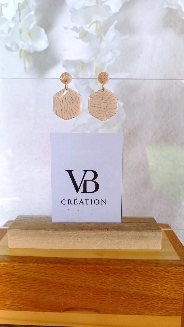 Hexagones beiges zébrés marron