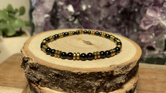 Bracelet ONYX NOIR 4mm (Avec Hématites)