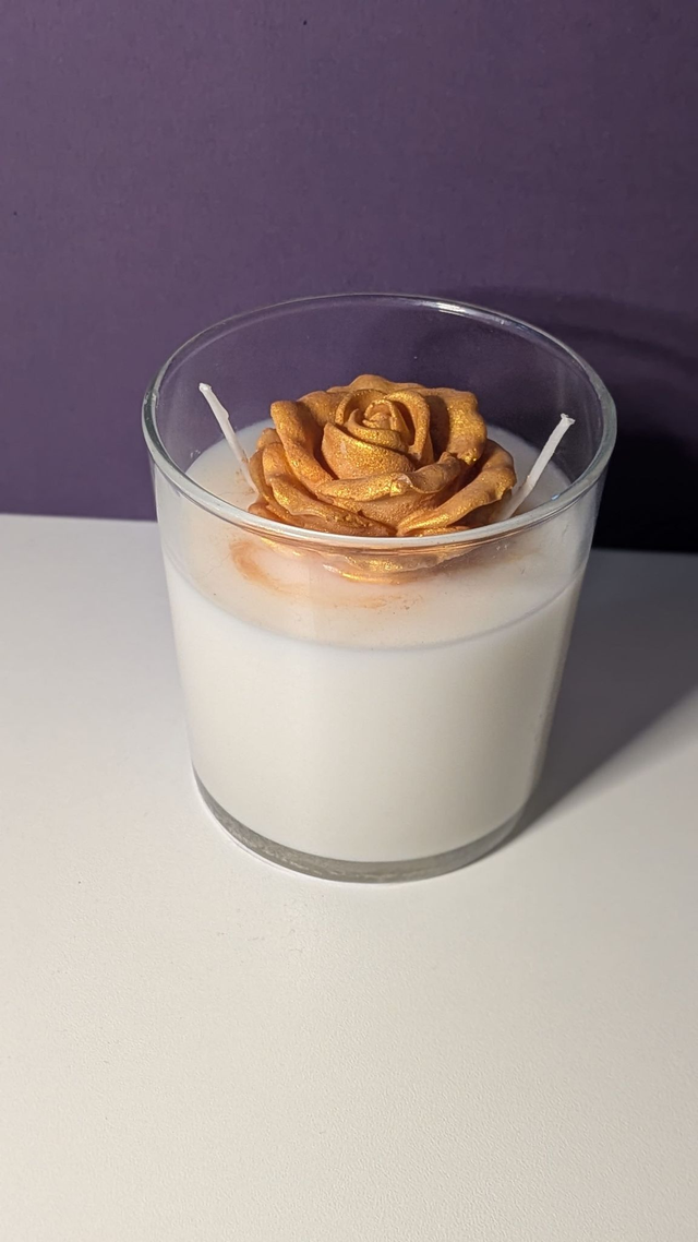 Bougie en verre Transparent – Rose Dorée parfum Linge propre