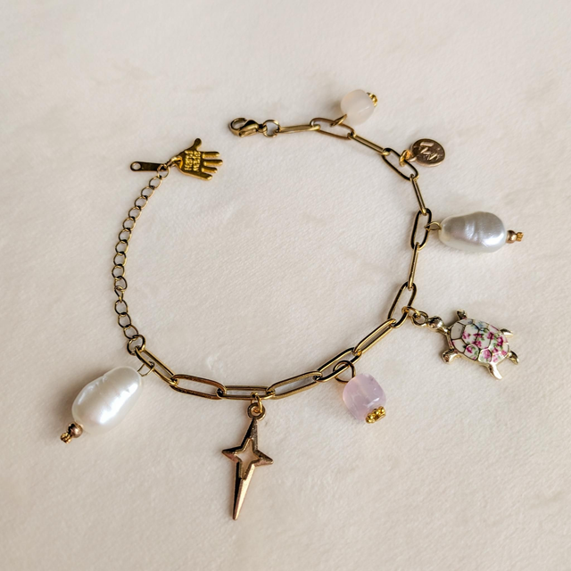 'Turtle &amp; Pearl' Charm Bracelet 