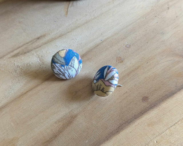 Boucles d'oreilles bouton