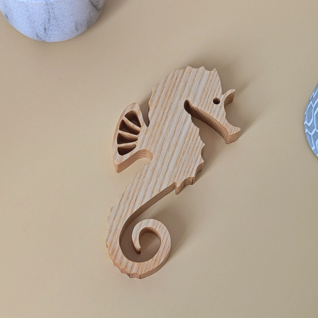 Hippocampe en frêne