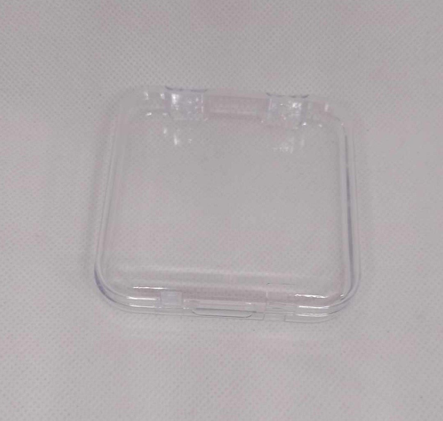 Boite à ongles transparent 