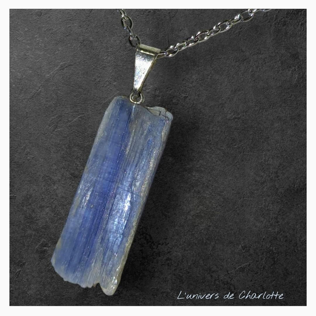 Pendentif "Cyanite" semi brut PN-507