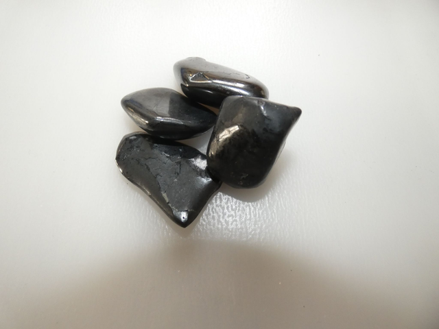 Shungite AA. 30mm a 40mm Pièce 