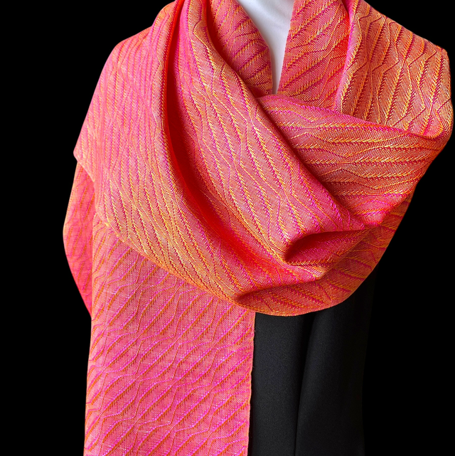 Ripples : 100% silk handwoven scarf / echarpe tisser à la main 100% soie