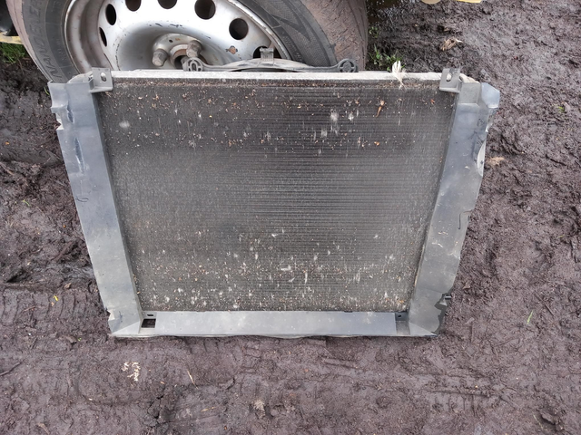 Radiateur de refroidissement avec ventilateur 