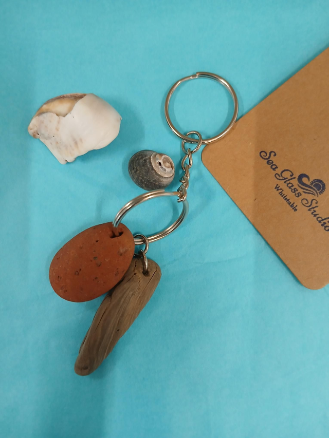 Sea brick and driftwood keyring